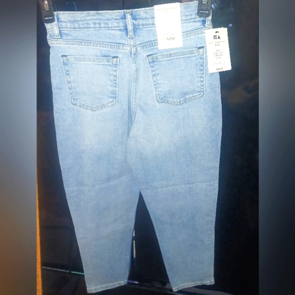 Free Assembly Denim High-Rise Jeans - Picture 2 of 6